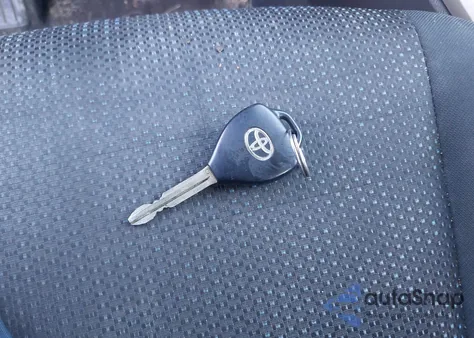 2010 Toyota Corolla S z USA, uszkodzony, nr VIN 2T1BU4EE3AC446188